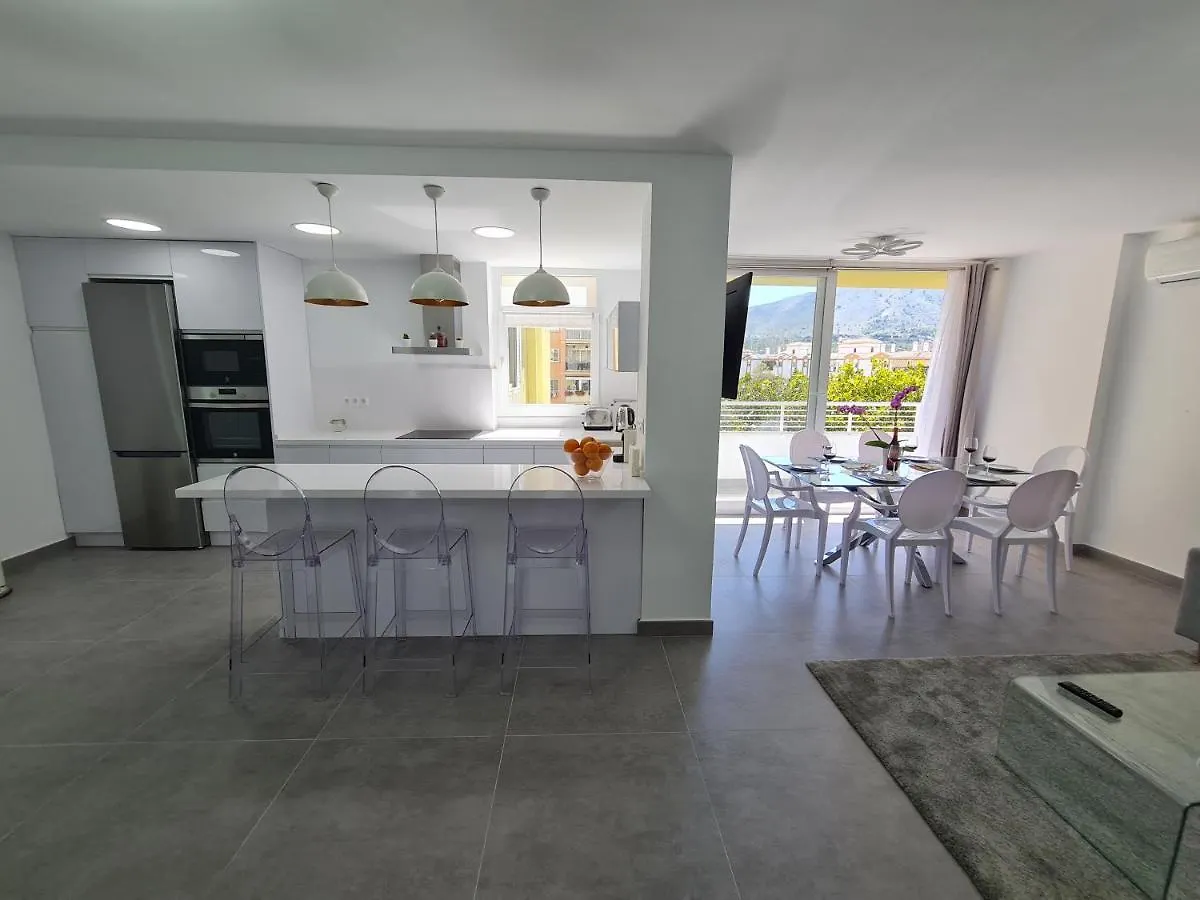 Modern 3 Bedroom Luxury Apartment In Torremolinos 0*,  España
