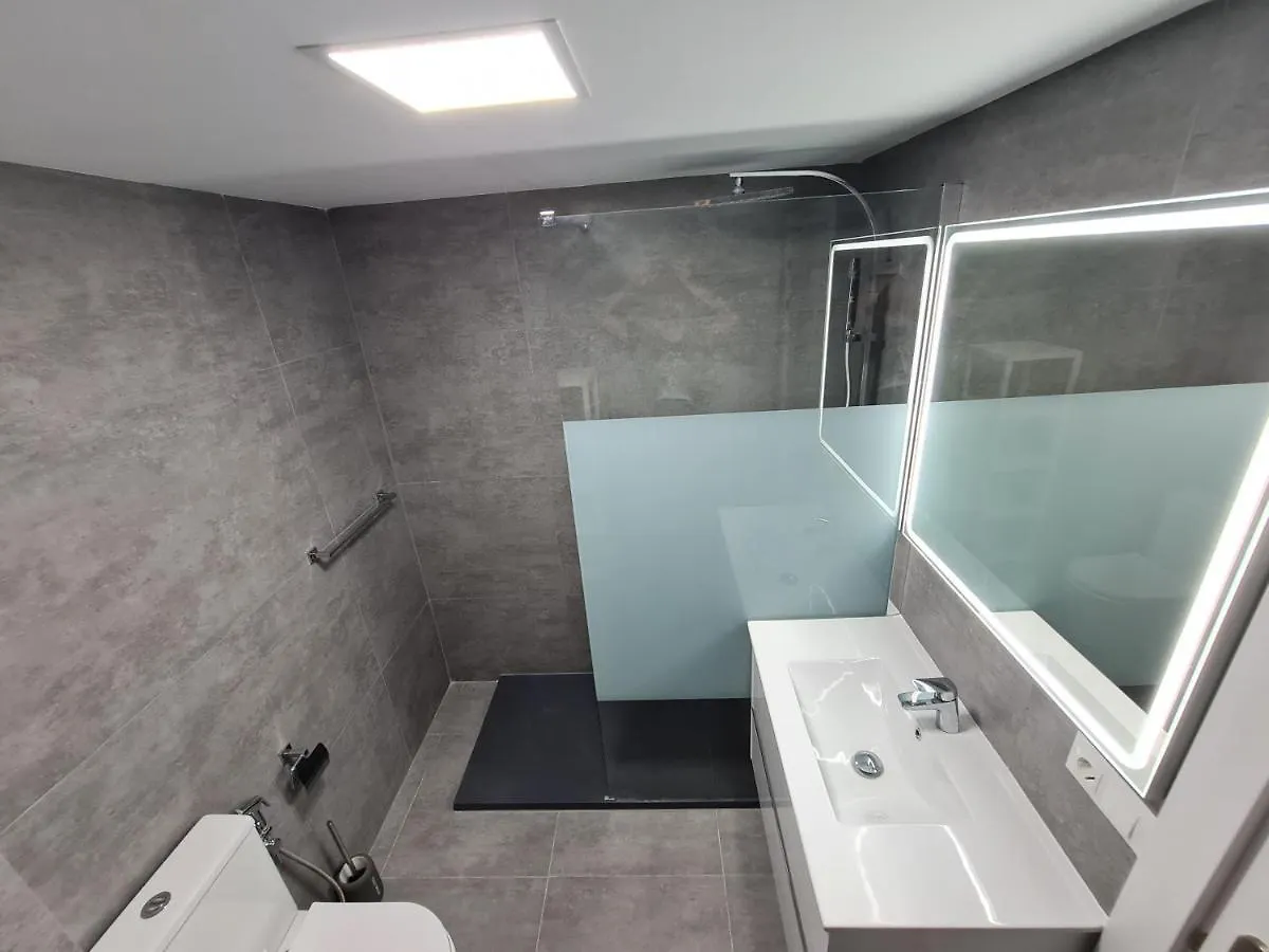 Modern 3 Bedroom Luxury Apartment In Torremolinos